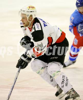 Eishockey Oberliga. Tarco Woelfe gegen ATSE Graz. Peter Mateicka (Tarco).
Klagenfurt, 8.11.2008
Foto: Nadja Kuess

---
pressefotos, pressefotografie, kuess, qs, qspictures, sport, bild, bilder, bilddatenbank