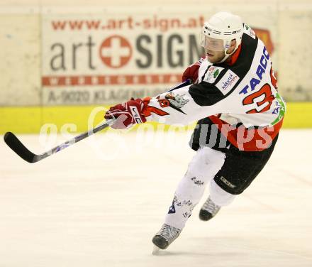 Eishockey Oberliga. Tarco Woelfe gegen ATSE Graz. Mateusz Mrozek (Tarco).
Klagenfurt, 8.11.2008
Foto: Nadja Kuess

---
pressefotos, pressefotografie, kuess, qs, qspictures, sport, bild, bilder, bilddatenbank