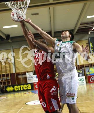 Basketball. Bundesliga. Kelag Woerthersee Piraten gegen BasketClubs Vienna. Bernhard Weber (Piraten). Klagenfurt, 8.11.2008
Copyright Kuess

---
pressefotos, pressefotografie, kuess, qs, qspictures, sport, bild, bilder, bilddatenbank