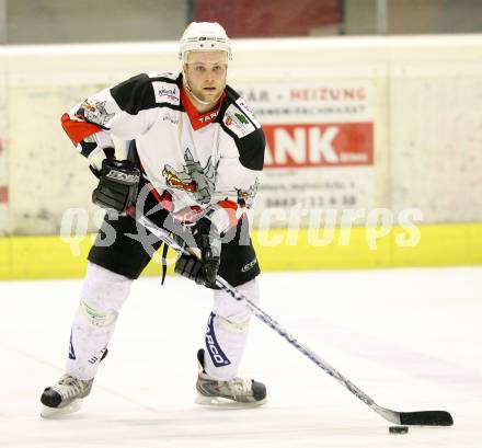 Eishockey Oberliga. Tarco Woelfe gegen ATSE Graz. Peter Mateicka (Tarco).
Klagenfurt, 8.11.2008
Foto: Nadja Kuess

---
pressefotos, pressefotografie, kuess, qs, qspictures, sport, bild, bilder, bilddatenbank