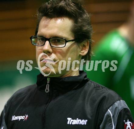 Handball Bundesliga. HCK59 gegen SVVW Klagenfurt. Trainer Michael Pontasch-Mueller (HCK). Klagenfurt, am 8.11.2008.
Copyright Kuess

---
pressefotos, pressefotografie, kuess, qs, qspictures, sport, bild, bilder, bilddatenbank