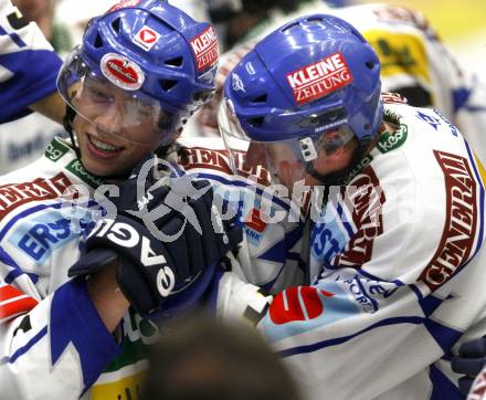 EBEL. Eishockey Bundesliga. EC Pasut VSV gegen HDD TILIA Olimpija Ljubljana (Laibach). Jubel Michael Raffl, Guenther Lanzinger. Villach, am 11.11.2008.
Foto: Kuess 

---
pressefotos, pressefotografie, kuess, qs, qspictures, sport, bild, bilder, bilddatenbank