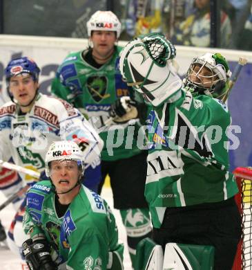 EBEL. Eishockey Bundesliga. EC Pasut VSV gegen HDD TILIA Olimpija Ljubljana (Laibach).  PETRILAINEN Pasi, MORRISON Michael (Ljubljana). Villach, am 11.11.2008.
Foto: Nadja Kuess

---
pressefotos, pressefotografie, kuess, qs, qspictures, sport, bild, bilder, bilddatenbank