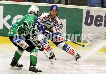 EBEL. Eishockey Bundesliga. EC Pasut VSV gegen HDD TILIA Olimpija Ljubljana (Laibach). SCOVILLE Darrel (VSV), KUZNIK Greg (Ljubljana). Villach, am 11.11.2008.
Foto: Nadja Kuess
---
pressefotos, pressefotografie, kuess, qs, qspictures, sport, bild, bilder, bilddatenbank