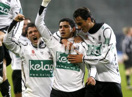 Fussball. Tipp3-Bundesliga. SK Austria Kelag Kaernten  gegen Cashpoint SCR Altach. Torjubel Zlatko Junuzovic, Adi, Atdhe Nuhiu. Klagenfurt, 12.11.2008. 
Copyright Kuess

---
pressefotos, pressefotografie, kuess, qs, qspictures, sport, bild, bilder, bilddatenbank