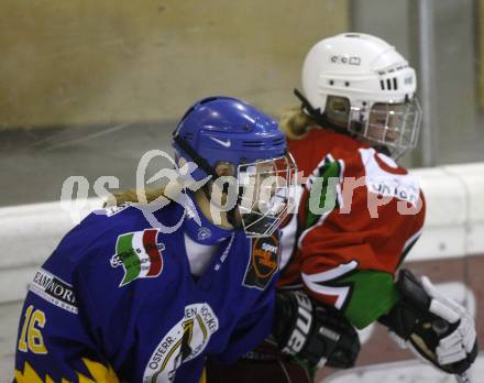 Dameneishockey. DEBL. DEC Dragons Klagenfurt gegen Gipsy Girls Villach. Sabine Kreutz (Dragons), Martina Bacher (Gipsy Girls). Klagenfurt, 11.11.2008.
Foto: Kuess
---
pressefotos, pressefotografie, kuess, qs, qspictures, sport, bild, bilder, bilddatenbank