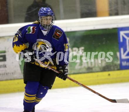 Dameneishockey. DEBL. DEC Dragons Klagenfurt gegen Gipsy Girls Villach. Martina Bacher (Gipsy Girls). Klagenfurt, 11.11.2008.
Foto: Kuess
---
pressefotos, pressefotografie, kuess, qs, qspictures, sport, bild, bilder, bilddatenbank