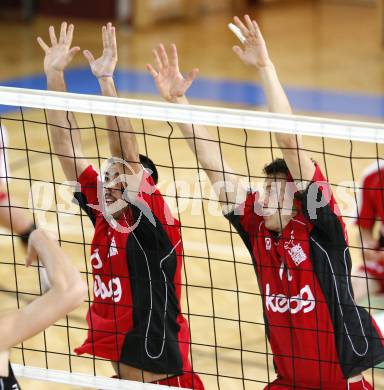 Volleyball Europacup. VBK Lowen gegen LM Tourcoing. Jacob Schkud, Simon Fruehbauer (VBK Loewen). Klagenfurt, am 13.11.2008.
Foto: Kuess
---
pressefotos, pressefotografie, kuess, qs, qspictures, sport, bild, bilder, bilddatenbank