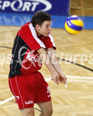 Volleyball Europacup. VBK Lowen gegen LM Tourcoing. Simon Fruehbauer (VBK Loewen). Klagenfurt, am 13.11.2008.
Foto: Kuess
---
pressefotos, pressefotografie, kuess, qs, qspictures, sport, bild, bilder, bilddatenbank