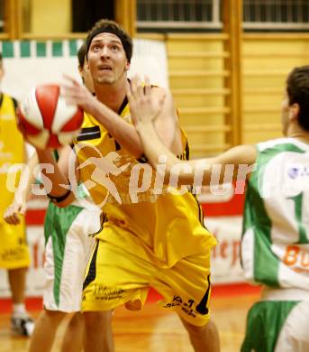 Basketball Kaerntner Liga. KOS gegen ABC Villach. Markus Pachernig (Villach). Klagenfurt, am 13.11.2008.
Foto: Kuess

---
pressefotos, pressefotografie, kuess, qs, qspictures, sport, bild, bilder, bilddatenbank