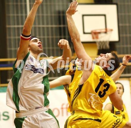 Basketball Kaerntner Liga. KOS gegen ABC Villach. Ziga Fermentin (KOS),  Brane Kosir (Villach). Klagenfurt, am 13.11.2008.
Foto: Kuess

---
pressefotos, pressefotografie, kuess, qs, qspictures, sport, bild, bilder, bilddatenbank