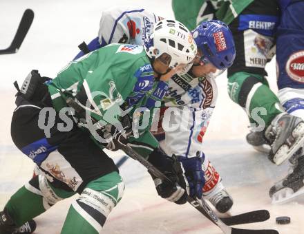 EBEL. Eishockey Bundesliga. EC Pasut VSV gegen HDD TILIA Olimpija Ljubljana (Laibach). Roland Kaspitz (VSV), Jure Kralj (Ljubljana). Villach, am 11.11.2008.
Foto: Kuess 

---
pressefotos, pressefotografie, kuess, qs, qspictures, sport, bild, bilder, bilddatenbank