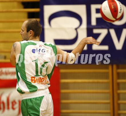 Basketball Kaerntner Liga. KOS gegen ABC Villach. Orion Kodemo (KOS). Klagenfurt, am 8.11.2008.
Foto: Kuess

---
pressefotos, pressefotografie, kuess, qs, qspictures, sport, bild, bilder, bilddatenbank