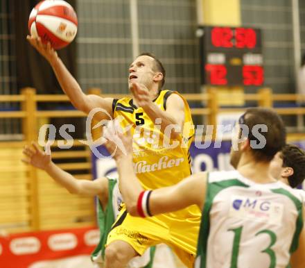 Basketball Kaerntner Liga. KOS gegen ABC Villach. Spielertrainer Georg Seidel (Villach). Klagenfurt, am 13.11.2008.
Foto: Kuess

---
pressefotos, pressefotografie, kuess, qs, qspictures, sport, bild, bilder, bilddatenbank