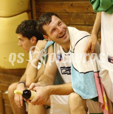 Basketball Kaerntner Liga. KOS gegen ABC Villach. Juergen Mader (KOS). Klagenfurt, am 13.11.2008.
Foto: Kuess

---
pressefotos, pressefotografie, kuess, qs, qspictures, sport, bild, bilder, bilddatenbank