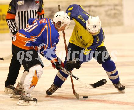 Eishockey CHL Carinthian Hokey League. Testspiel  1. EHC Althofen gegen Gummern. Andreas Ullrich (Althofen), Stefan Jaeger (Gummern). Althofen, am 15.11.2008.
Foto: Kuess 

---
pressefotos, pressefotografie, kuess, qs, qspictures, sport, bild, bilder, bilddatenbank