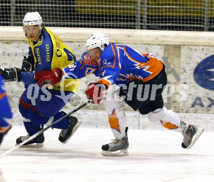 Eishockey CHL Carinthian Hokey League. Testspiel  1. EHC Althofen gegen Gummern. Kevin Schabernig (Althofen), Stefan Jaeger (Gummern). Althofen, am 15.11.2008.
Foto: Kuess 

---
pressefotos, pressefotografie, kuess, qs, qspictures, sport, bild, bilder, bilddatenbank