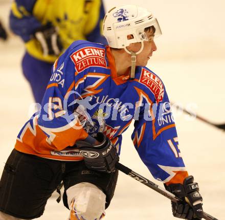 Eishockey CHL Carinthian Hokey League. Testspiel  1. EHC Althofen gegen Gummern. Lenar Gelfanov (Gummern). Althofen, am 15.11.2008.
Foto: Kuess 

---
pressefotos, pressefotografie, kuess, qs, qspictures, sport, bild, bilder, bilddatenbank