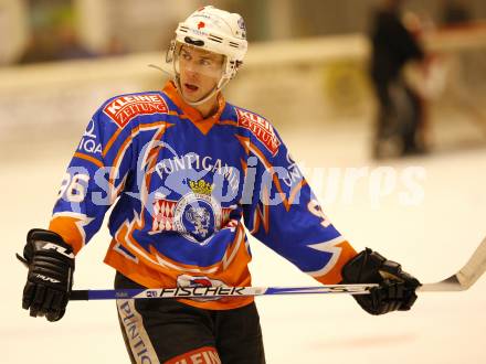 Eishockey CHL Carinthian Hokey League. Testspiel  1. EHC Althofen gegen Gummern. Manuel Moser(Gummern). Althofen, am 15.11.2008.
Foto: Kuess 

---
pressefotos, pressefotografie, kuess, qs, qspictures, sport, bild, bilder, bilddatenbank