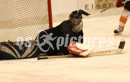 Eishockey CHL Carinthian Hokey League. Testspiel  1. EHC Althofen gegen Gummern. Olsacher (Gummern). Althofen, am 15.11.2008.
Foto: Kuess 

---
pressefotos, pressefotografie, kuess, qs, qspictures, sport, bild, bilder, bilddatenbank