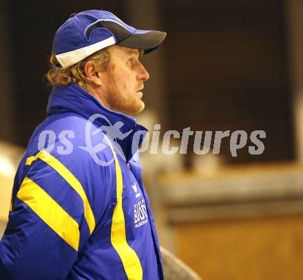 Eishockey CHL Carinthian Hokey League. Testspiel  1. EHC Althofen gegen Gummern. Trainer peter Rozmann (Althofen). Althofen, am 15.11.2008.
Foto: Kuess 

---
pressefotos, pressefotografie, kuess, qs, qspictures, sport, bild, bilder, bilddatenbank