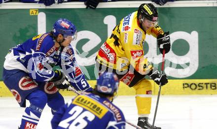 EBEL. Eishockey Bundesliga. EC Pasut VSV gegen EV Vienna Capitals. RAFFL Thomas (VSV), TROPPER Marc (Capitals). Villach, am 21.11.2008.
Foto: Kuess 
Foto: Kuess

---
pressefotos, pressefotografie, kuess, qs, qspictures, sport, bild, bilder, bilddatenbank