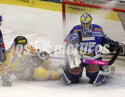 EBEL. Eishockey Bundesliga. EC Pasut VSV gegen EV Vienna Capitals. PROHASKA Gert (VSV), HEALEY Paul (Capitals). Villach, am 21.11.2008.
Foto: Kuess

---
pressefotos, pressefotografie, kuess, qs, qspictures, sport, bild, bilder, bilddatenbank