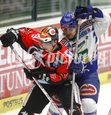 EBEL. Eishockey Bundesliga. EC Pasut VSV gegen HC TWK Innsbruck "Die Haie". Jonathan Ferland, (VSV), Andreas Sarg (Innsbruck). Villach, am 25.11.2008.
Foto: Kuess 

---
pressefotos, pressefotografie, kuess, qs, qspictures, sport, bild, bilder, bilddatenbank