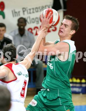 Basketball Bundesliga. Kelag Woerthersee Piraten gegen Traiskirchen Lions. Rasid Mahalbasic (Piraten). Klagenfurt, am 24.11.2008.
Foto: Nadja Kuess

---
pressefotos, pressefotografie, kuess, qs, qspictures, sport, bild, bilder, bilddatenbank