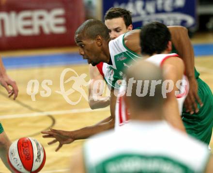 Basketball Bundesliga. Kelag Woerthersee Piraten gegen Traiskirchen Lions. Tim Burnette (Piraten). Klagenfurt, am 24.11.2008.
Foto: Nadja Kuess

---
pressefotos, pressefotografie, kuess, qs, qspictures, sport, bild, bilder, bilddatenbank