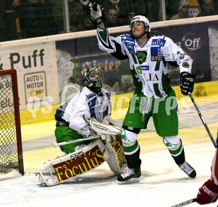 EBEL. Eishockey Bundesliga. KAC gegen  HDD TILIA Olimpija Ljubljana. SILA Ales, PAVLIN Ziga (Ljubljana). Klagenfurt, am 25.11.2008.
Foto: Nadja Kuess
---
pressefotos, pressefotografie, kuess, qs, qspictures, sport, bild, bilder, bilddatenbank