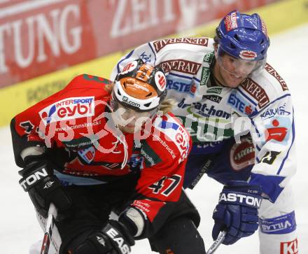 EBEL. Eishockey Bundesliga. EC Pasut VSV gegen HC TWK Innsbruck "Die Haie". Benjamin Petrik,  (VSV), Harald Ofner (Innsbruck). Villach, am 25.11.2008.
Foto: Kuess 

---
pressefotos, pressefotografie, kuess, qs, qspictures, sport, bild, bilder, bilddatenbank