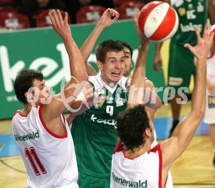 Basketball Bundesliga. Woerthersee Piraten gegen Traiskirchen Lions. Rasid Mahalbasic (Piraten). Klagenfurt, am 24.11.2008.
Foto: Nadja Kuess
---
pressefotos, pressefotografie, kuess, qs, qspictures, sport, bild, bilder, bilddatenbank