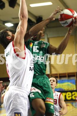 Basketball Bundesliga. Woerthersee Piraten gegen Traiskirchen Lions. Tim Burnette (Piraten). Klagenfurt, am 24.11.2008.
Foto: Kuess
---
pressefotos, pressefotografie, kuess, qs, qspictures, sport, bild, bilder, bilddatenbank