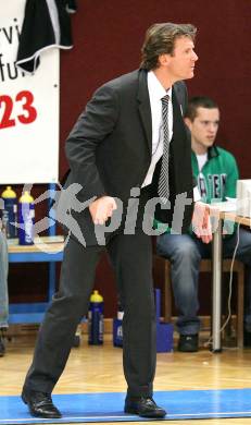 Basketball Bundesliga. Kelag Woerthersee Piraten gegen Traiskirchen Lions. Trainer Matthias Fischer (Piraten). Klagenfurt, am 24.11.2008.
Foto: Nadja Kuess

---
pressefotos, pressefotografie, kuess, qs, qspictures, sport, bild, bilder, bilddatenbank