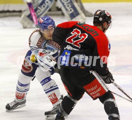 EBEL. Eishockey Bundesliga. EC Pasut VSV gegen HC TWK Innsbruck "Die Haie". Thomas Raffl,  (VSV), Dustin Johner (Innsbruck). Villach, am 25.11.2008.
Foto: Kuess 

---
pressefotos, pressefotografie, kuess, qs, qspictures, sport, bild, bilder, bilddatenbank