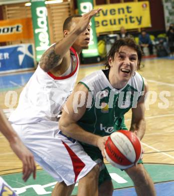 Basketball Bundesliga. Kelag Woerthersee Piraten gegen Traiskirchen Lions. Andreas Kuttnig (Piraten). Klagenfurt, am 24.11.2008.
Foto: Kuess 

---
pressefotos, pressefotografie, kuess, qs, qspictures, sport, bild, bilder, bilddatenbank