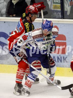 EBEL. Eishockey Bundesliga. EC Pasut VSV gegen EC KAC. Roland Kaspitz, (VSV), Kirk Furey  (KAC). Villach, am 28.11.2008.
Foto: Kuess 
Foto: Kuess

---
pressefotos, pressefotografie, kuess, qs, qspictures, sport, bild, bilder, bilddatenbank