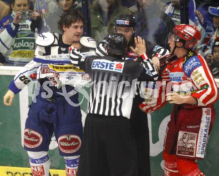 EBEL. Eishockey Bundesliga. EC Pasut VSV gegen EC KAC. Jonathan Ferland (VSV), Johannes Reichel, (KAC). Villach, am 28.11.2008.
Foto: Kuess 
Foto: Kuess

---
pressefotos, pressefotografie, kuess, qs, qspictures, sport, bild, bilder, bilddatenbank