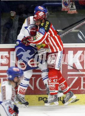 EBEL. Eishockey Bundesliga. EC Pasut VSV gegen EC KAC. Thomas Raffl, (VSV), Jeffrey Tory (KAC). Villach, am 28.11.2008.
Foto: Kuess 
Foto: Kuess

---
pressefotos, pressefotografie, kuess, qs, qspictures, sport, bild, bilder, bilddatenbank