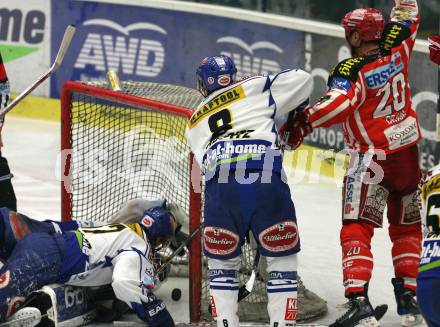 EBEL. Eishockey Bundesliga. EC Pasut VSV gegen EC KAC. KASPITZ Roland, PROHASKA Gert, KRISTLER Andreas (VSV), CRAIG Michael (KAC). Villach, am 28.11.2008.
Foto: Kuess 
Foto: Kuess

---
pressefotos, pressefotografie, kuess, qs, qspictures, sport, bild, bilder, bilddatenbank