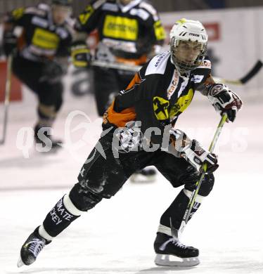 Eishockey. CHL Ost. VST Adler Wild Voelkermarkt gegen USC Velden. Anton Wrann (Velden). Voelkermarkt, 29.11.2008
Foto: Kuess
---
pressefotos, pressefotografie, kuess, qs, qspictures, sport, bild, bilder, bilddatenbank