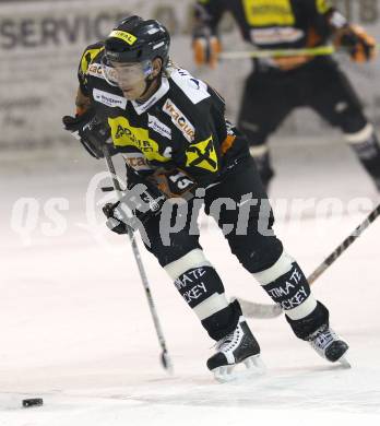 Eishockey. CHL Ost. VST Adler Wild Voelkermarkt gegen USC Velden. Daniel Ambrosch (Velden). Voelkermarkt, 29.11.2008
Foto: Kuess
---
pressefotos, pressefotografie, kuess, qs, qspictures, sport, bild, bilder, bilddatenbank