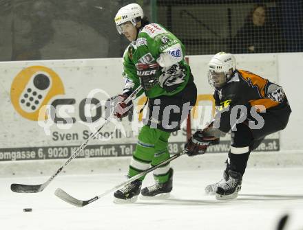 Eishockey. CHL Ost. VST Adler Wild Voelkermarkt gegen USC Velden. Ziga Petac (Voelkermarkt), Georg Hatzenbichler (Velden). Voelkermarkt, 29.11.2008
Foto: Kuess
---
pressefotos, pressefotografie, kuess, qs, qspictures, sport, bild, bilder, bilddatenbank