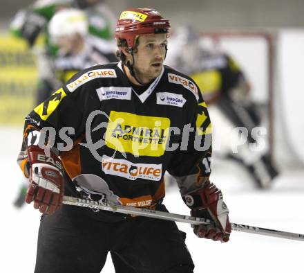 Eishockey. CHL Ost. VST Adler Wild Voelkermarkt gegen USC Velden. Grega Por (Velden). Voelkermarkt, 29.11.2008
Foto: Kuess
---
pressefotos, pressefotografie, kuess, qs, qspictures, sport, bild, bilder, bilddatenbank