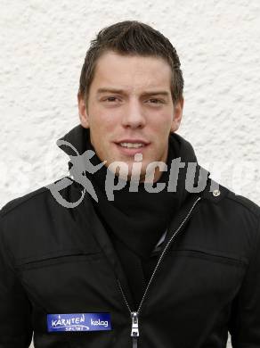 Kaernten Sport. Package Uebergabe. Manuel Wutscher (Schwimmen). Forstsee, am 21.11.2008.
Foto: Kuess
---
pressefotos, pressefotografie, kuess, qs, qspictures, sport, bild, bilder, bilddatenbank