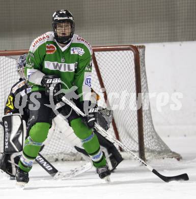 Eishockey. CHL Ost. VST Adler Wild Voelkermarkt gegen USC Velden. Benjamin Reichart (Voelkermarkt). Voelkermarkt, 29.11.2008
Foto: Kuess
---
pressefotos, pressefotografie, kuess, qs, qspictures, sport, bild, bilder, bilddatenbank