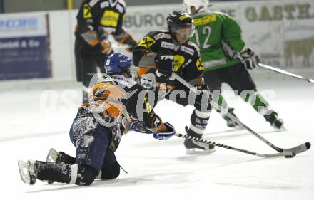 Eishockey. CHL Ost. VST Adler Wild Voelkermarkt gegen USC Velden. Gernot Kucher, Daniel Ambrosch  (Velden). Voelkermarkt, 29.11.2008
Foto: Kuess
---
pressefotos, pressefotografie, kuess, qs, qspictures, sport, bild, bilder, bilddatenbank