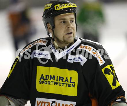 Eishockey. CHL Ost. VST Adler Wild Voelkermarkt gegen USC Velden. Stefan Pruckler (Velden). Voelkermarkt, 29.11.2008
Foto: Kuess
---
pressefotos, pressefotografie, kuess, qs, qspictures, sport, bild, bilder, bilddatenbank