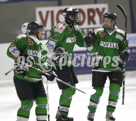 Eishockey. CHL Ost. VST Adler Wild Voelkermarkt gegen USC Velden. Jubel Thomas Robier, Benjamin Reichart, Rene Kanz (Voelkermarkt). Voelkermarkt, 29.11.2008
Foto: Kuess
---
pressefotos, pressefotografie, kuess, qs, qspictures, sport, bild, bilder, bilddatenbank